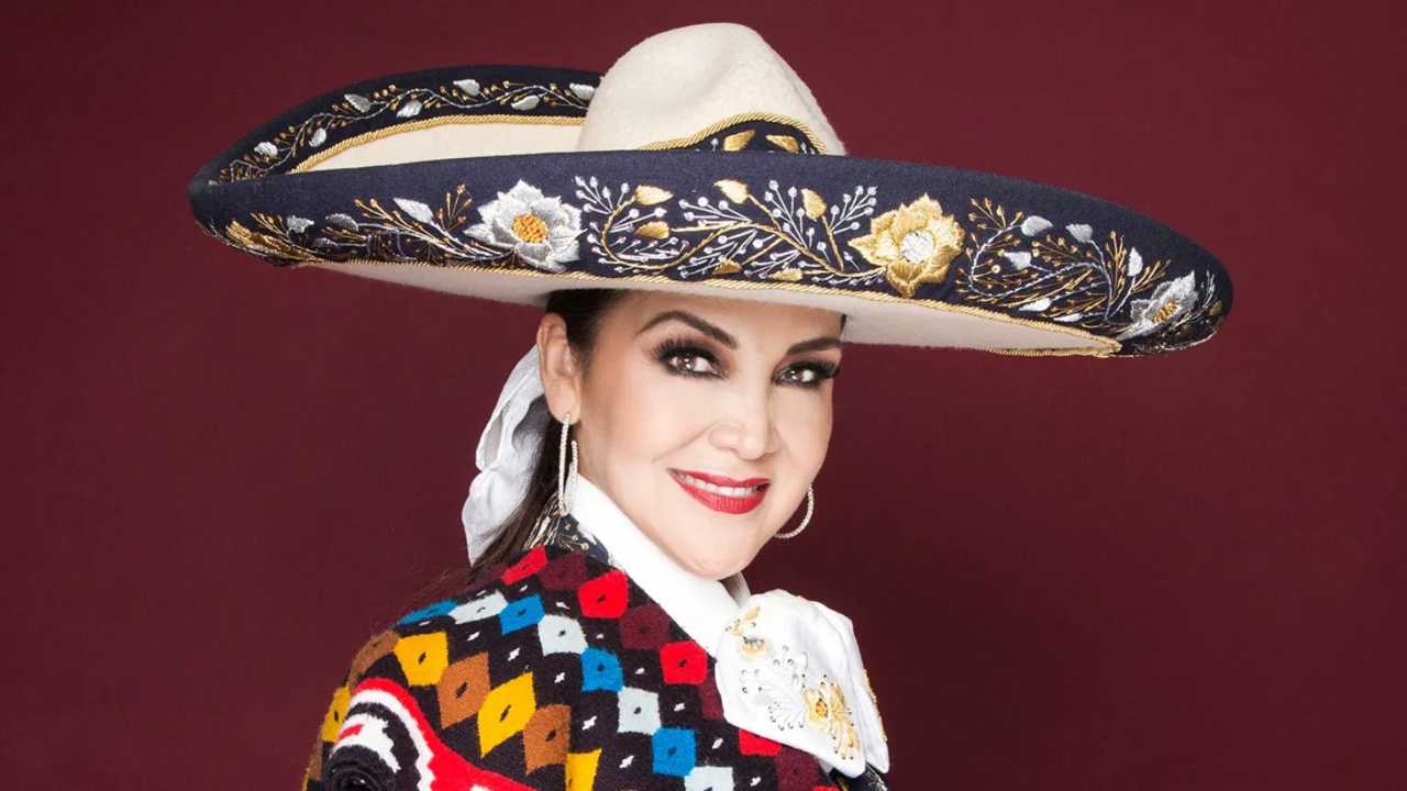 Aida Cuevas afirma que ganó millonaria demanda
