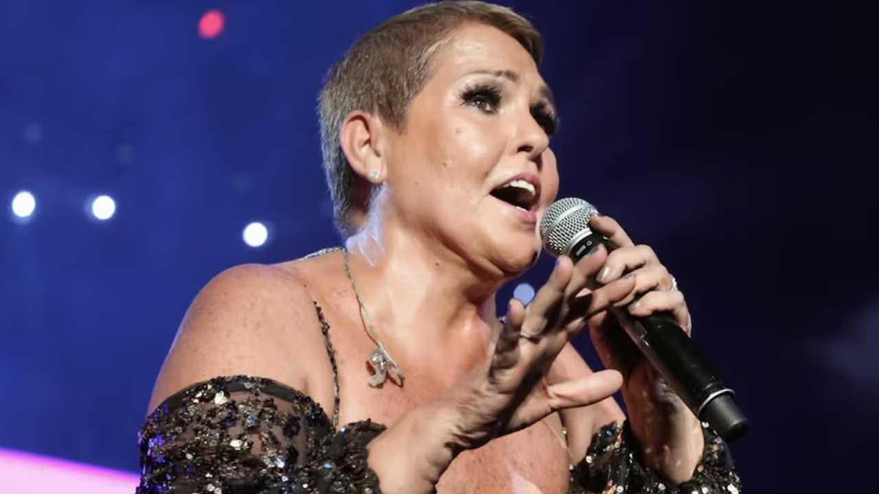 Lupita D’Alessio se disculpa con Bobo Producciones tras polémica