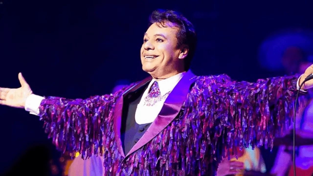 Juan Gabriel y la canción que pocos sabían estaba dedicada a sus hermanos