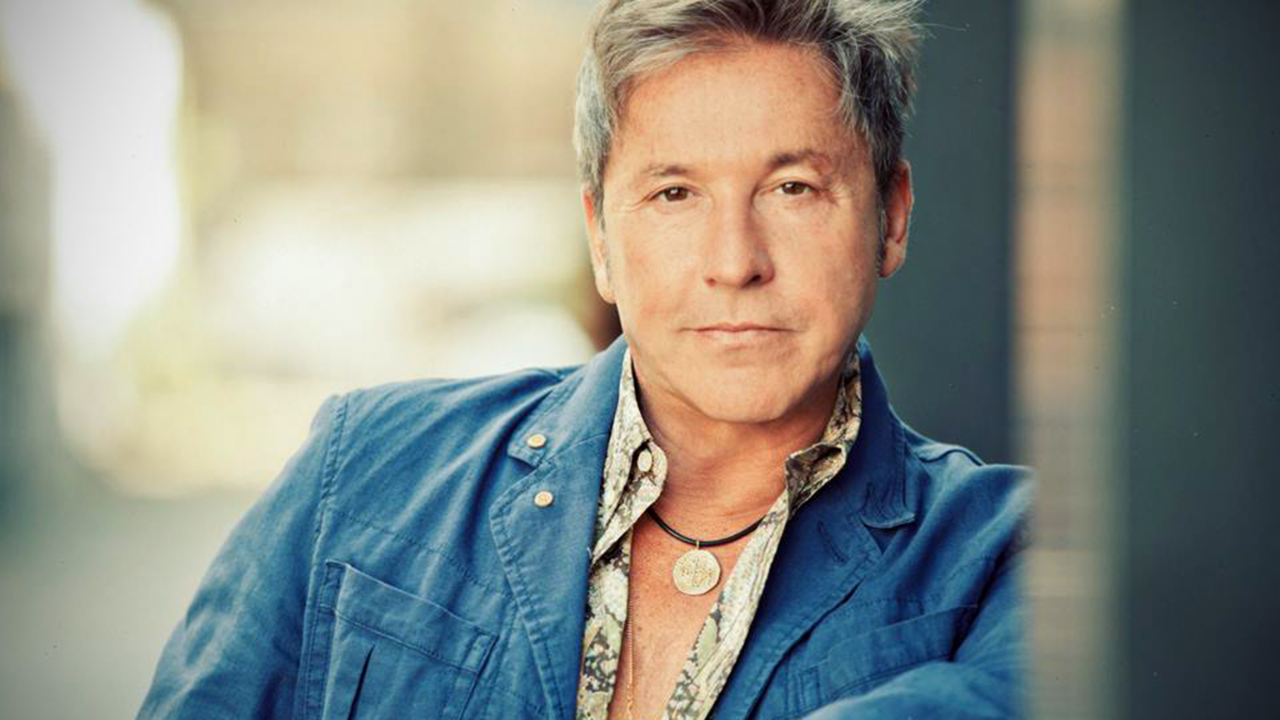 Ricardo Montaner comparte su vida lejos de los escenarios