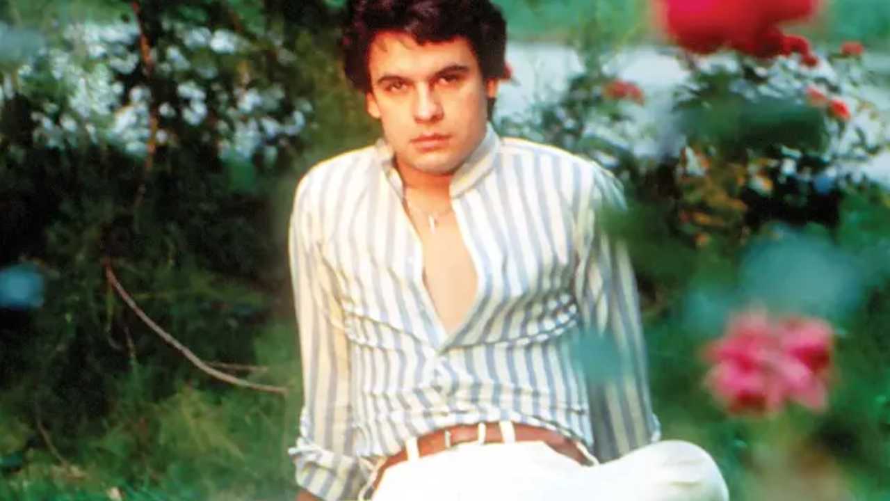 Juan Gabriel: Exposición secreta llega GRATIS al Metro de la CDMX