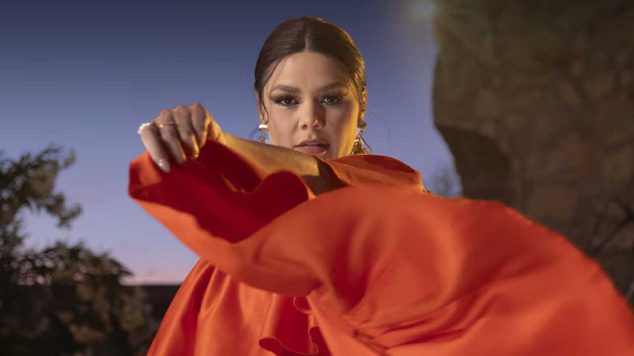 Yuridia presenta un adelanto exclusivo de su nueva canción