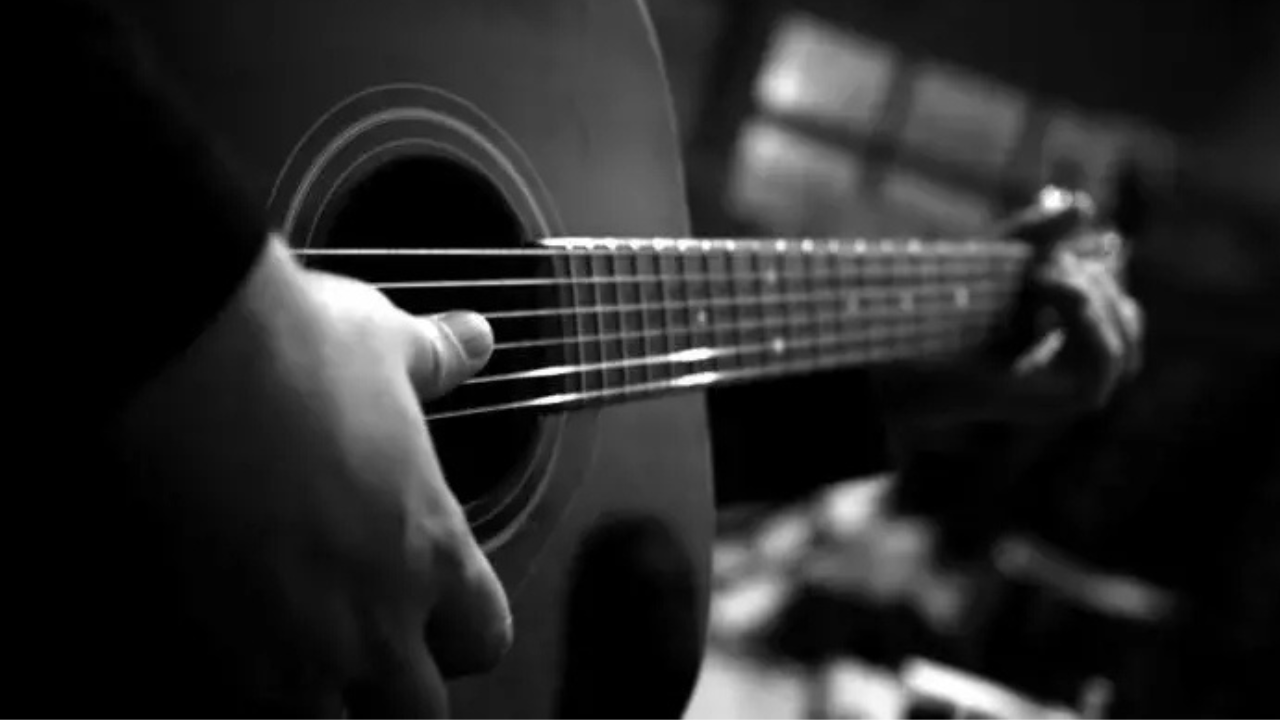 8 boleros inolvidables que siguen conquistando corazones