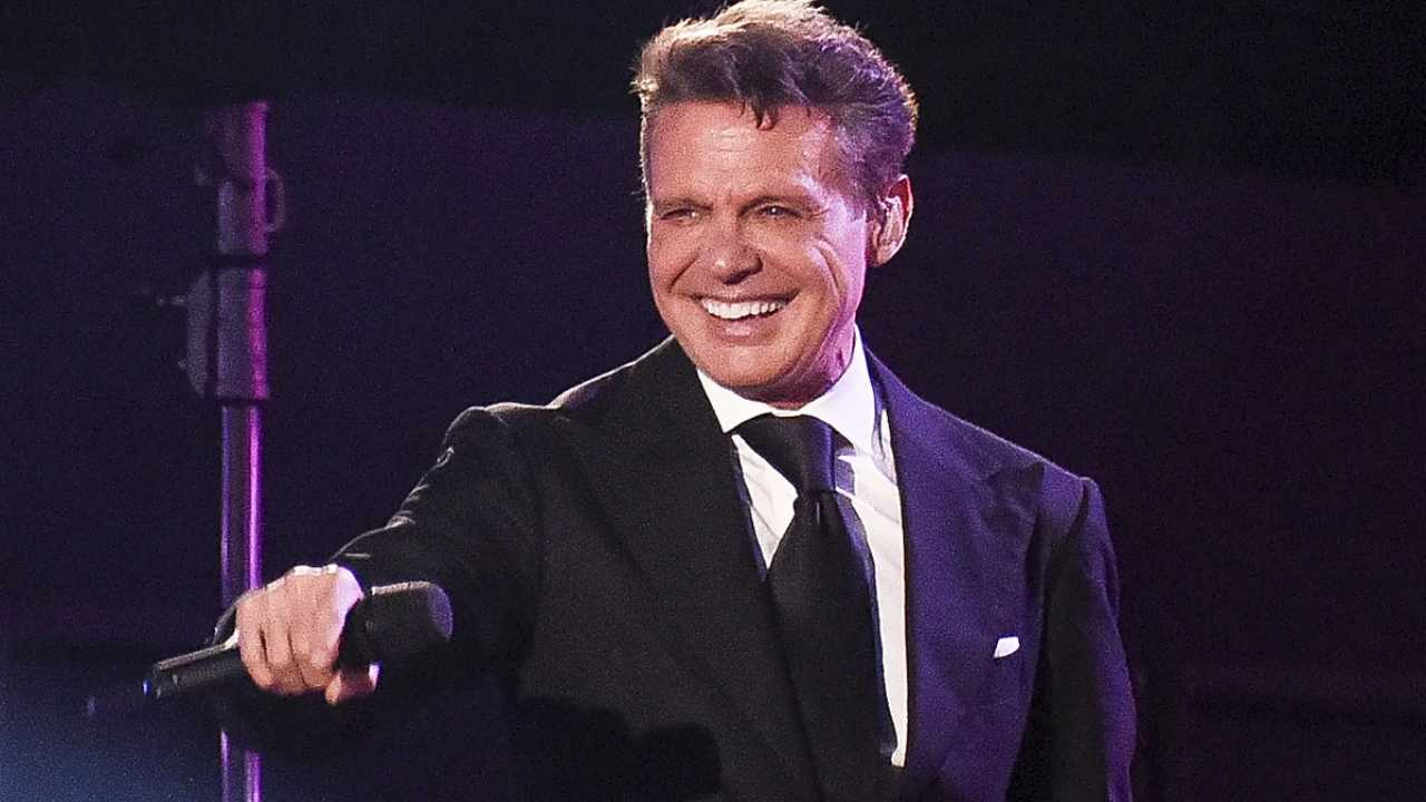 Luis Miguel fue captado tras los rumores de hospitalización
